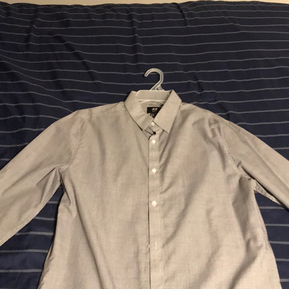 Slim fit dress shirt